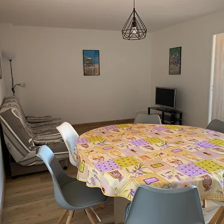 Spacieux F3 Port Apartment *
